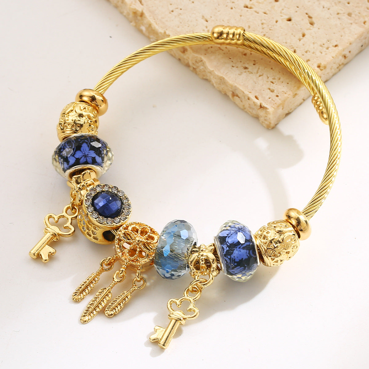 Wholesale key pendant stainless steel adjustable bracelet